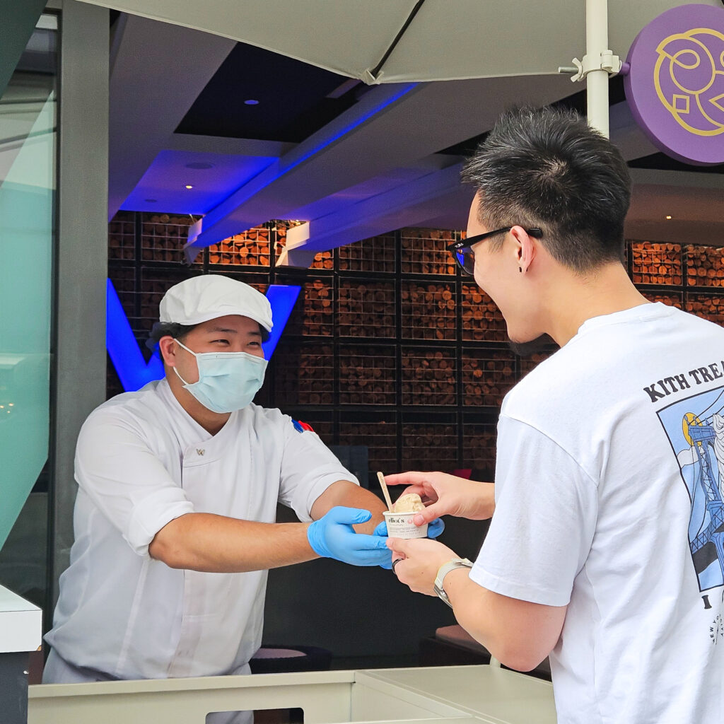 Elliot's Founder and Head Chef Eliot Sun being served ice cream at W Taipei Hotel during Summer Nomad Event